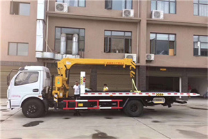 小东门附近汽车轮胎更换